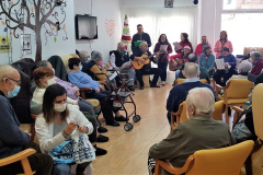2022-12-23-Musical-Visita-Asociacion-Parkinson-13